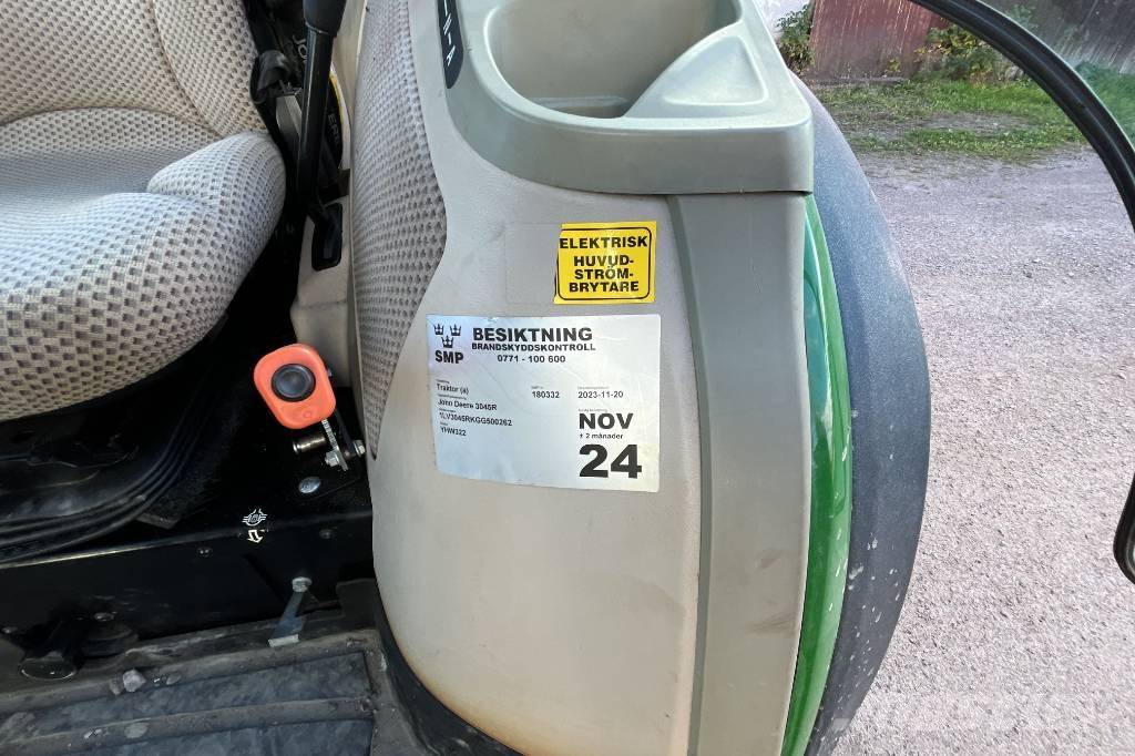 John Deere 3045 R Kompakttraktorid