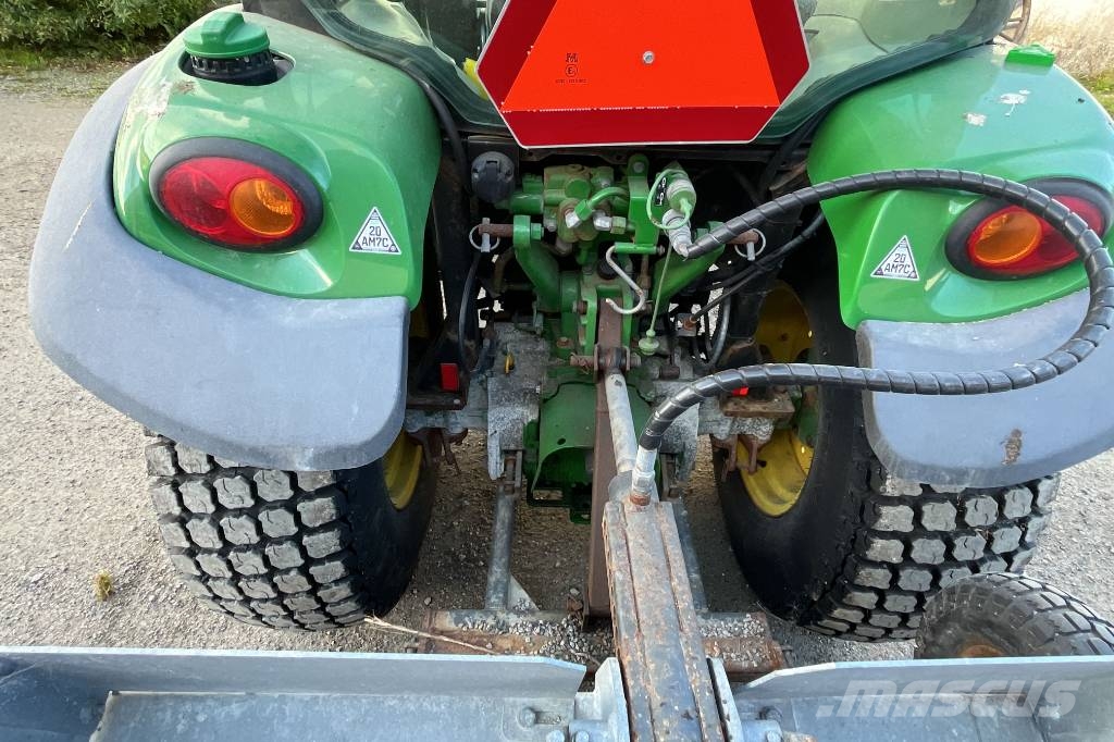 John Deere 3045 R Kompakttraktorid