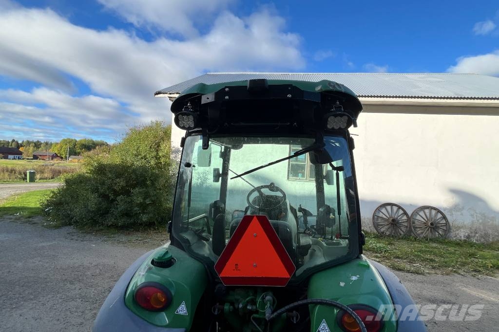 John Deere 3045 R Kompakttraktorid