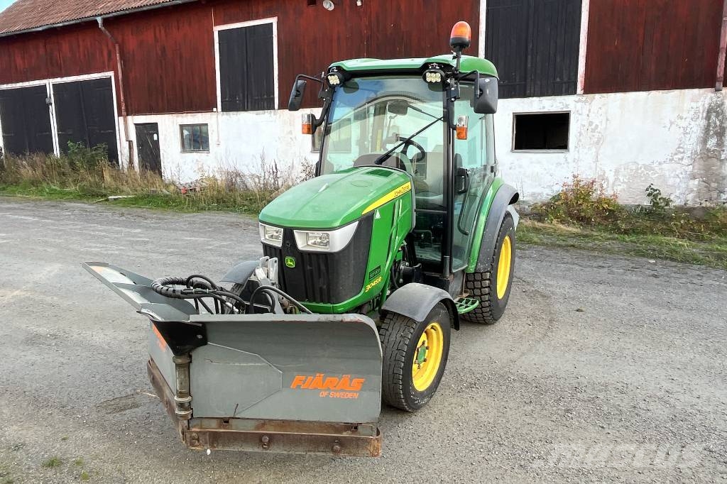 John Deere 3045 R Kompakttraktorid