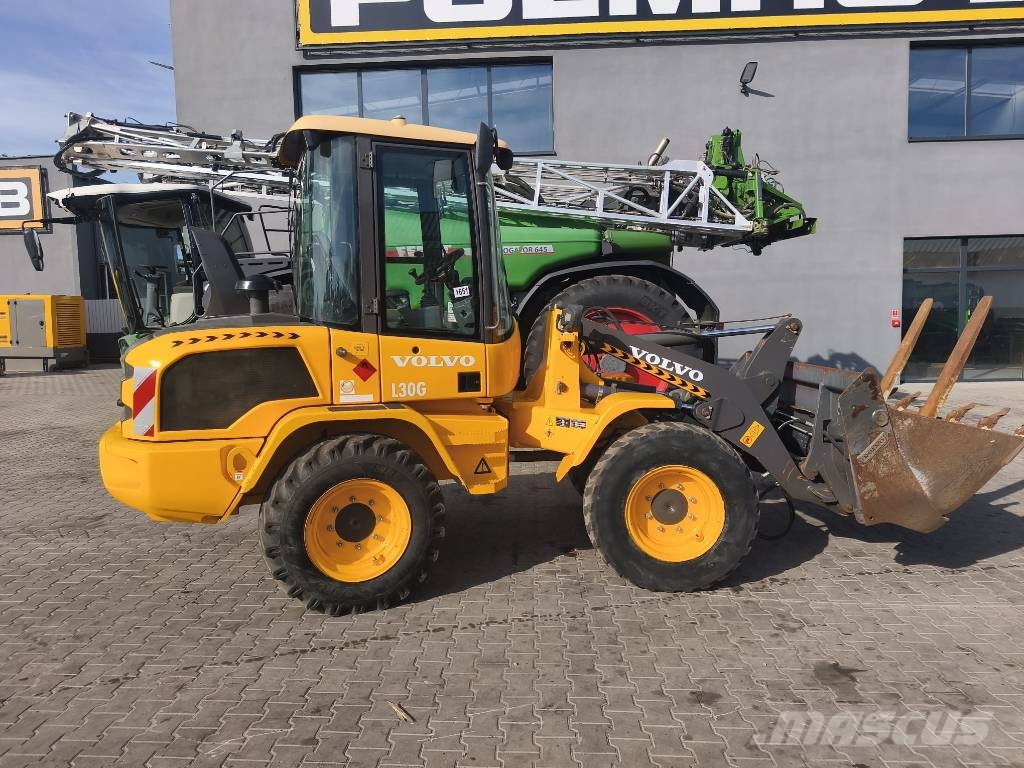 Volvo L 30 G Фронтальные погрузчики