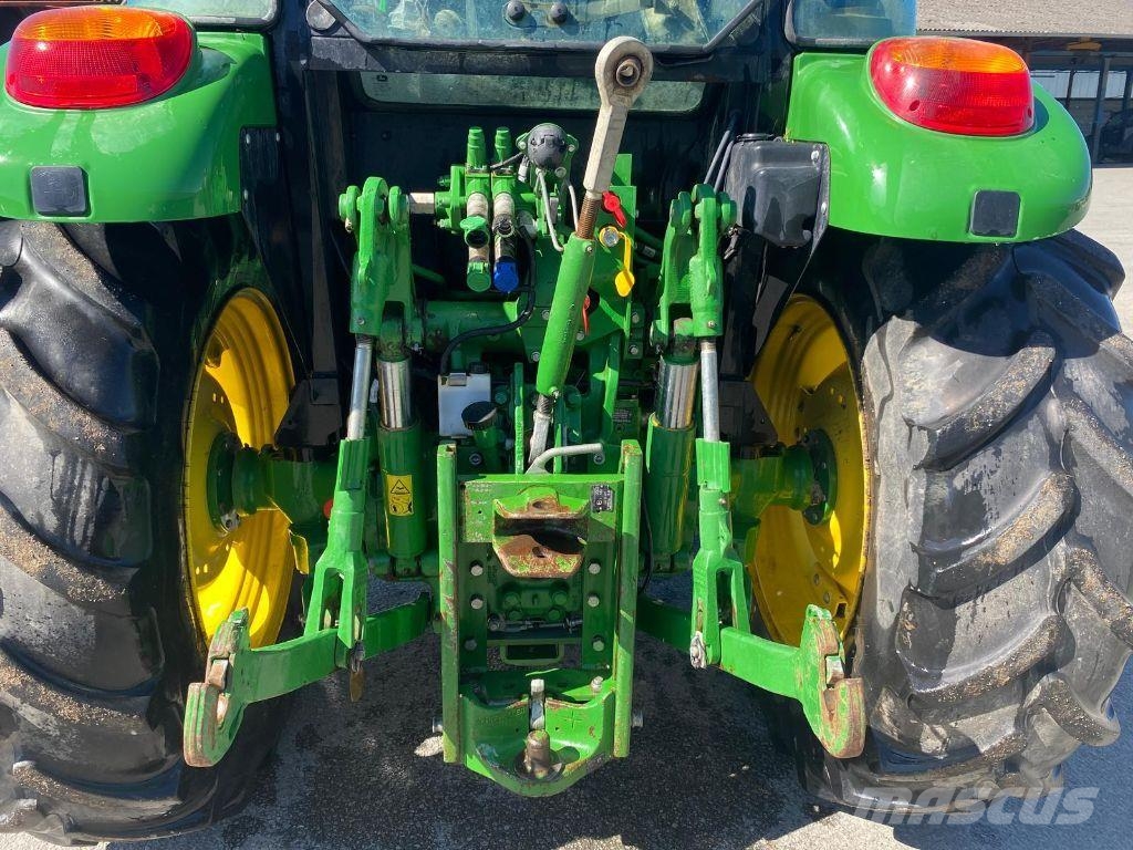 John Deere 5075 M POWER REVERSER الجرارات