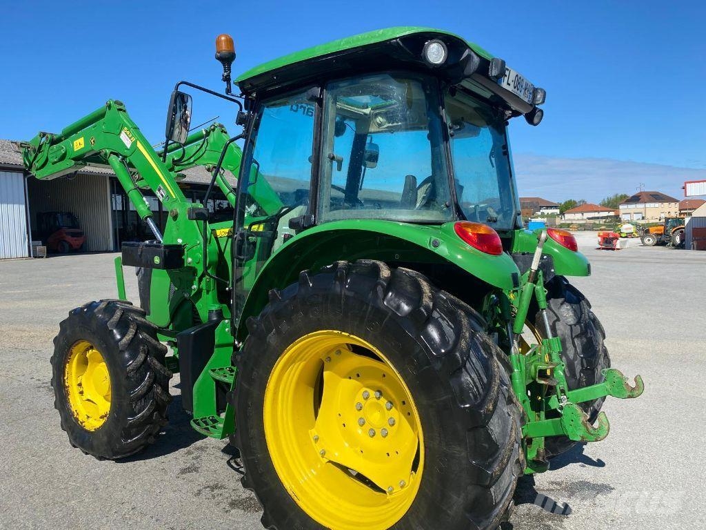 John Deere 5075 M POWER REVERSER الجرارات