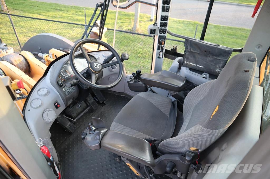 Volvo L250H | CDC | BSS | CENTRAL LUBE | AIRCO Kolové nakladače