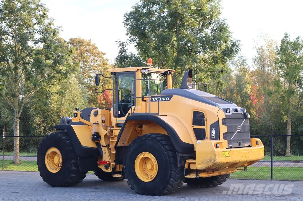 Volvo L250H | CDC | BSS | CENTRAL LUBE | AIRCO Kolové nakladače