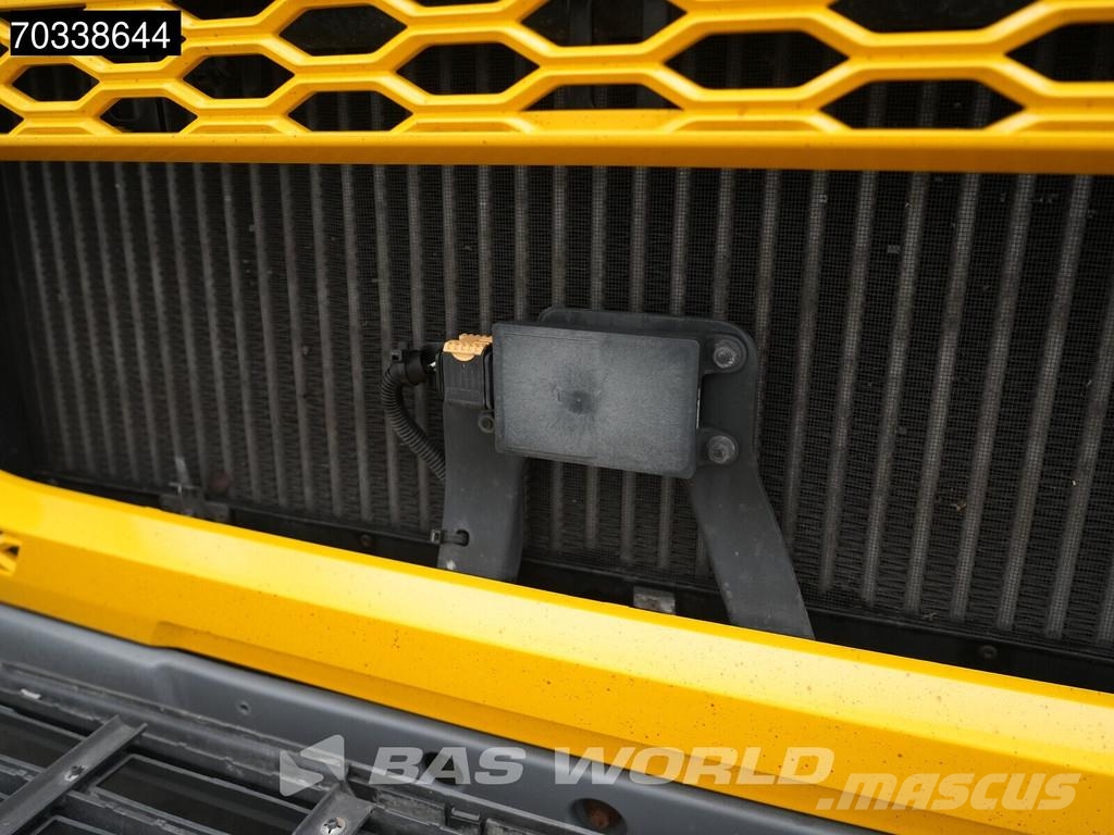 Volvo FH 460 4X2 Globe Mega 2x Tanks I-ParkCool Navi ACC Tracteur routier