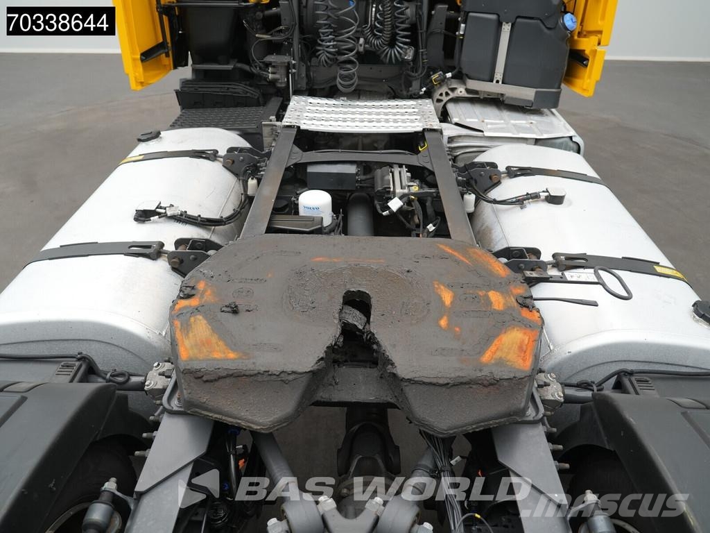 Volvo FH 460 4X2 Globe Mega 2x Tanks I-ParkCool Navi ACC Trekkvogner