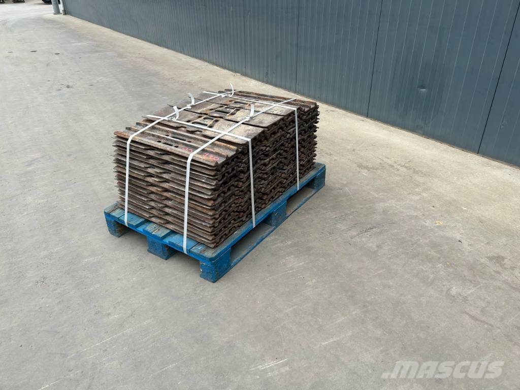 CAT 320D / 320E / 323D / 323E 700mm shoes - 30%  Togg Muud osad
