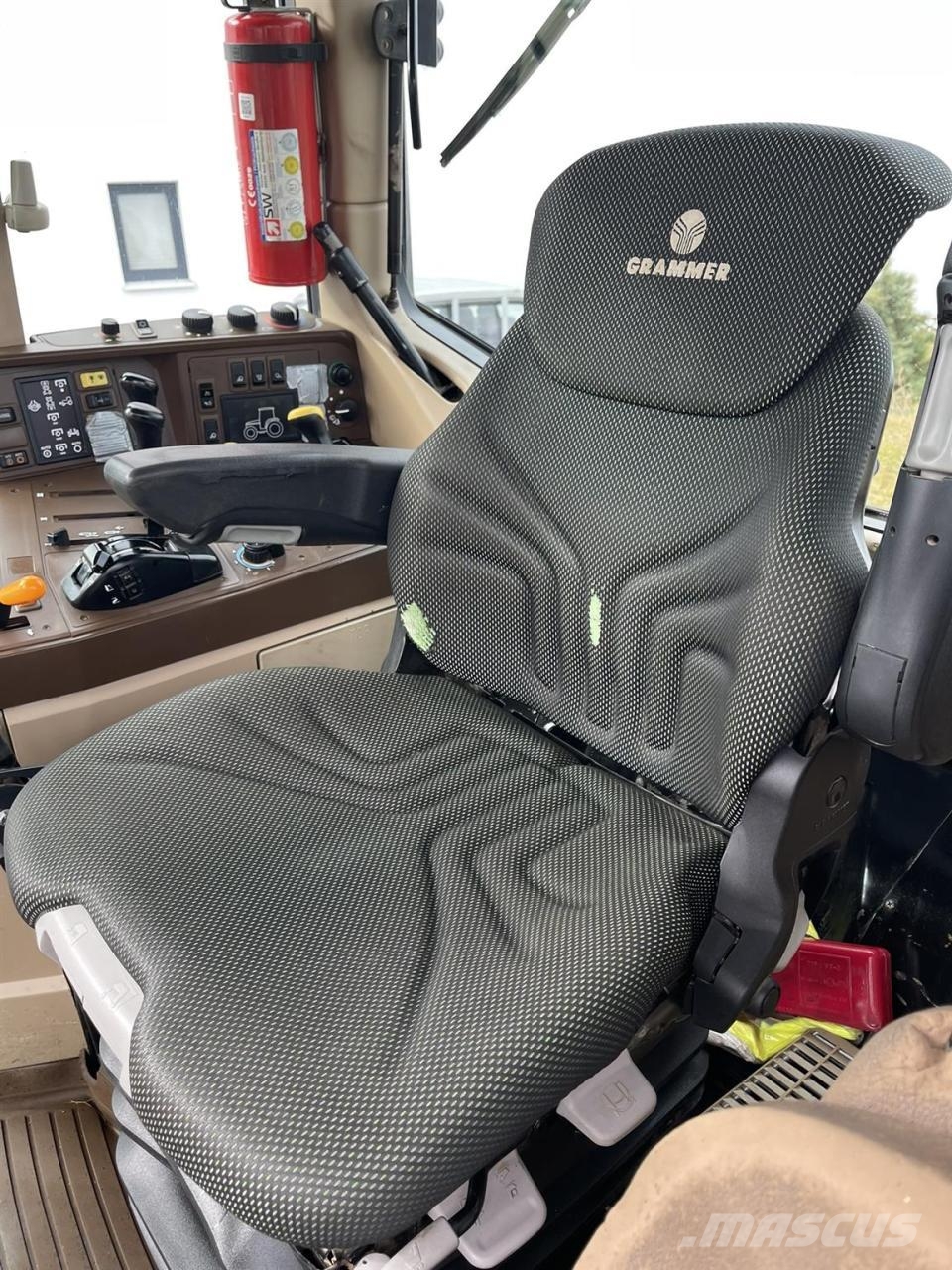 John Deere 6910 Power Quad, Frontlader Stoll FZ 30.1, gepfleg الجرارات