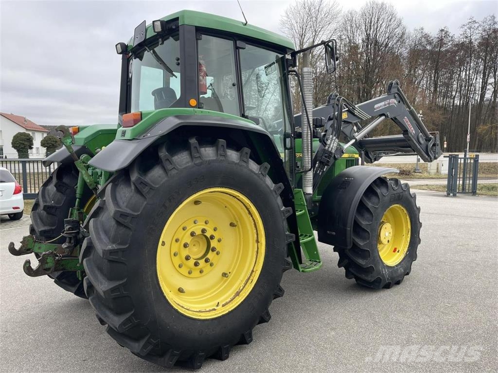 John Deere 6910 Power Quad, Frontlader Stoll FZ 30.1, gepfleg الجرارات