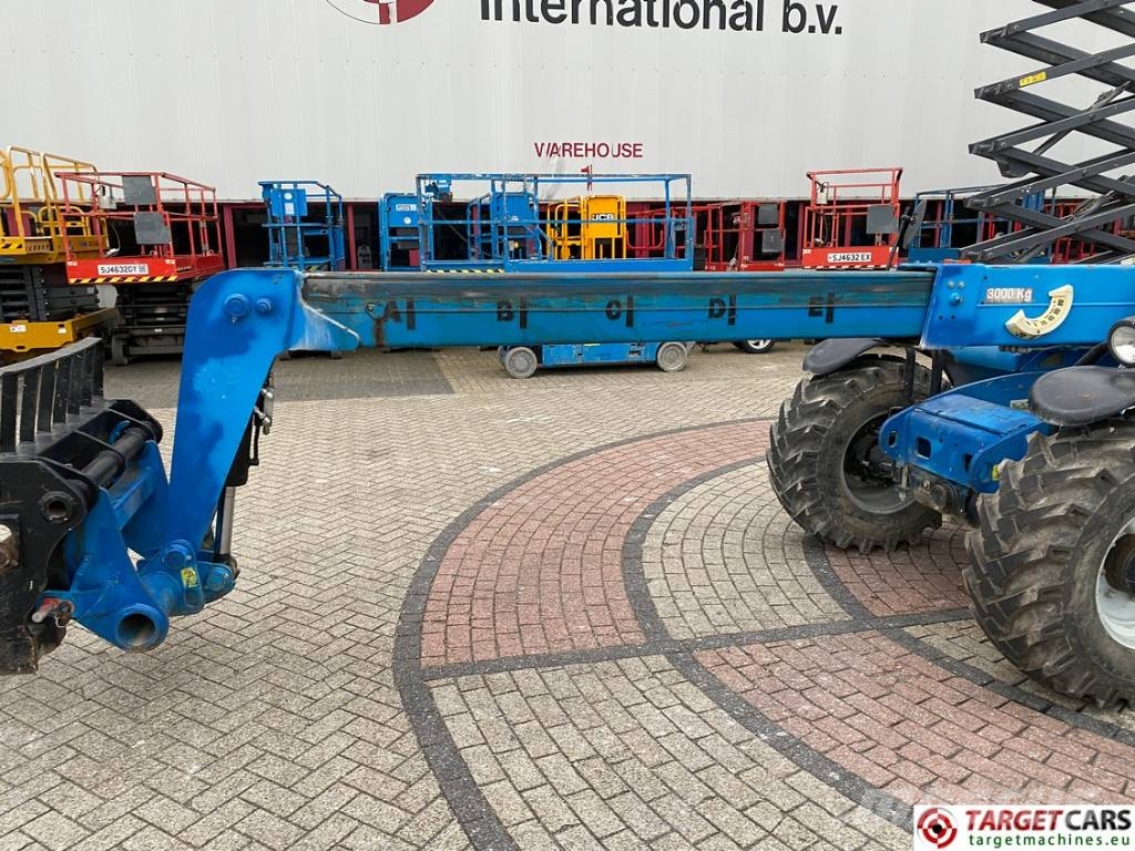 Genie GTH-3007 Telehandler 4x4x4 3000KG 689cm Verreikers