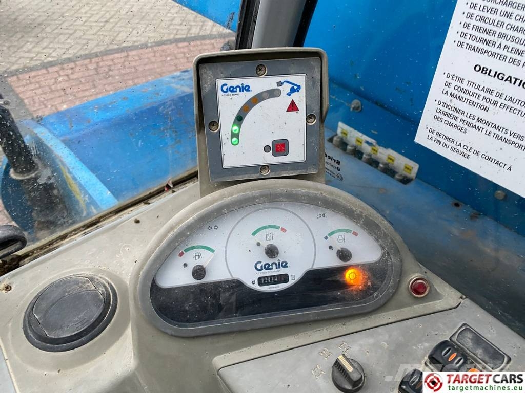 Genie GTH-3007 Telehandler 4x4x4 3000KG 689cm Verreikers