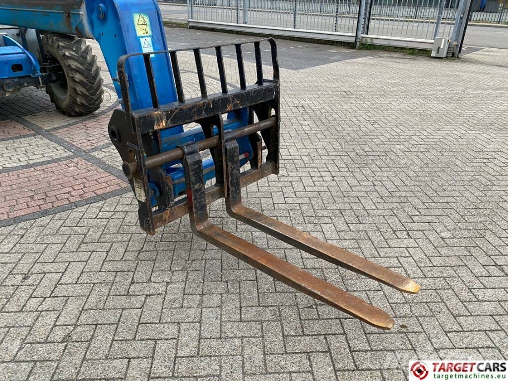 Genie GTH-3007 Telehandler 4x4x4 3000KG 689cm Verreikers