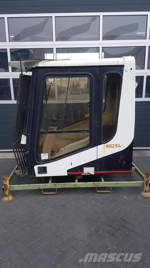 CAT M 318 - Cabin/Kabine/Cabine Cabine si interior