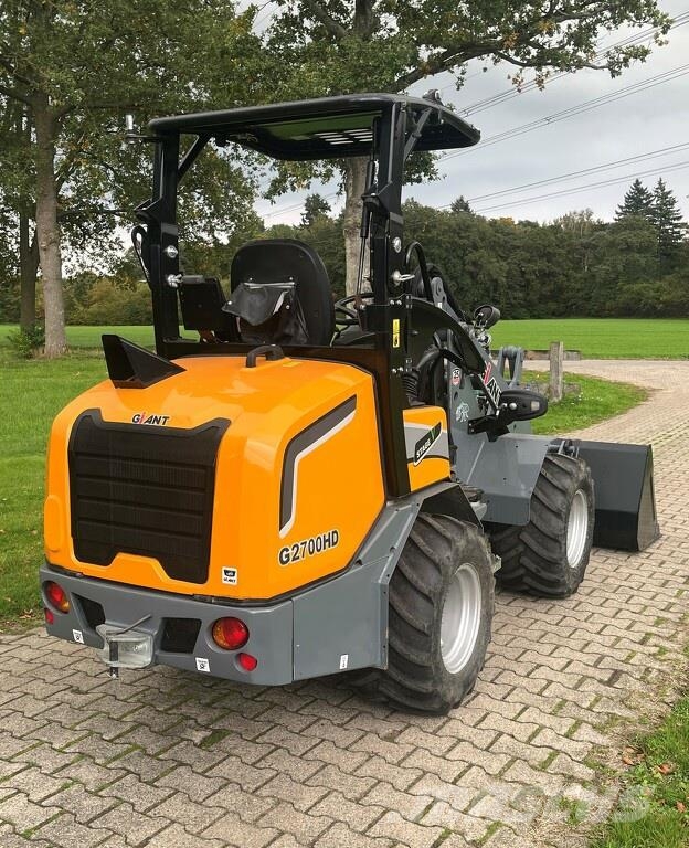GiANT 2700 HD Hjullastere