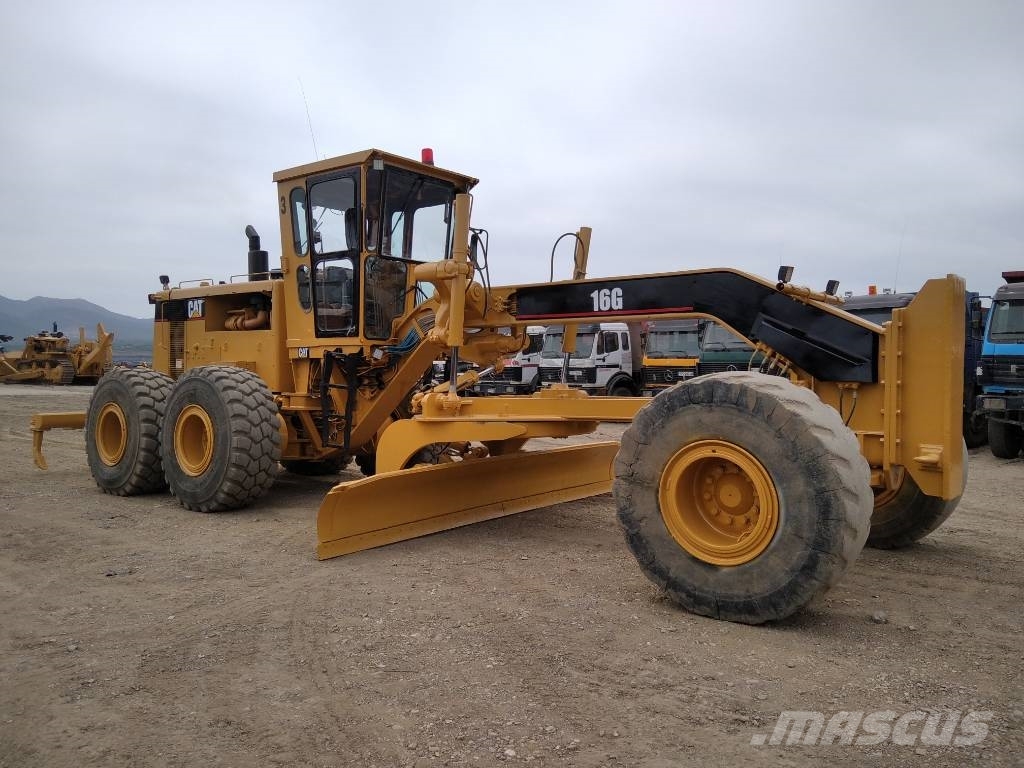 CAT 16 G Niveleuse