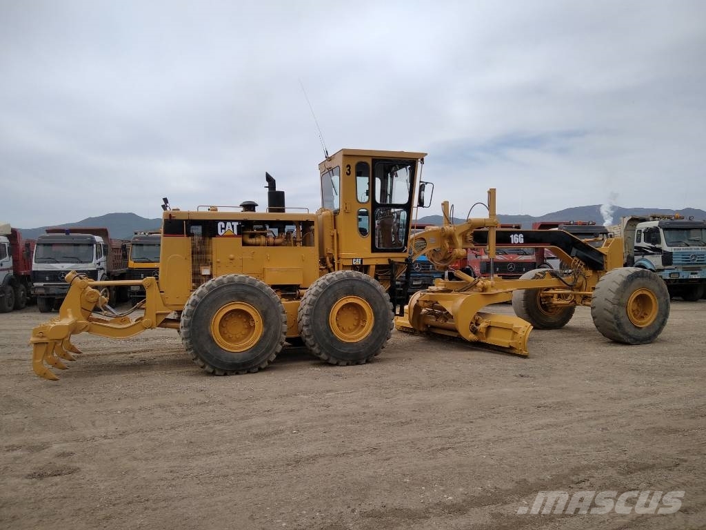 CAT 16 G Niveleuse