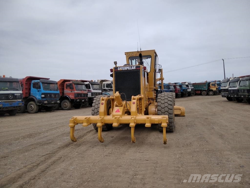 CAT 16 G Niveleuse
