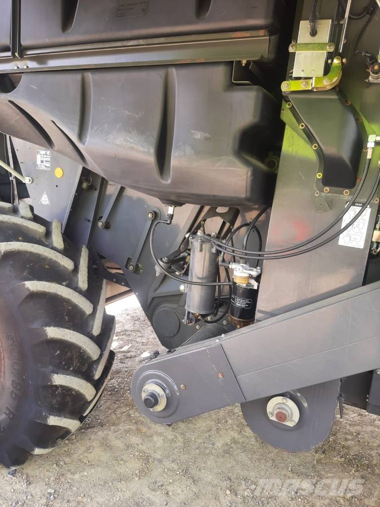 CLAAS Lexion 570TT Kombinované zberacie stroje