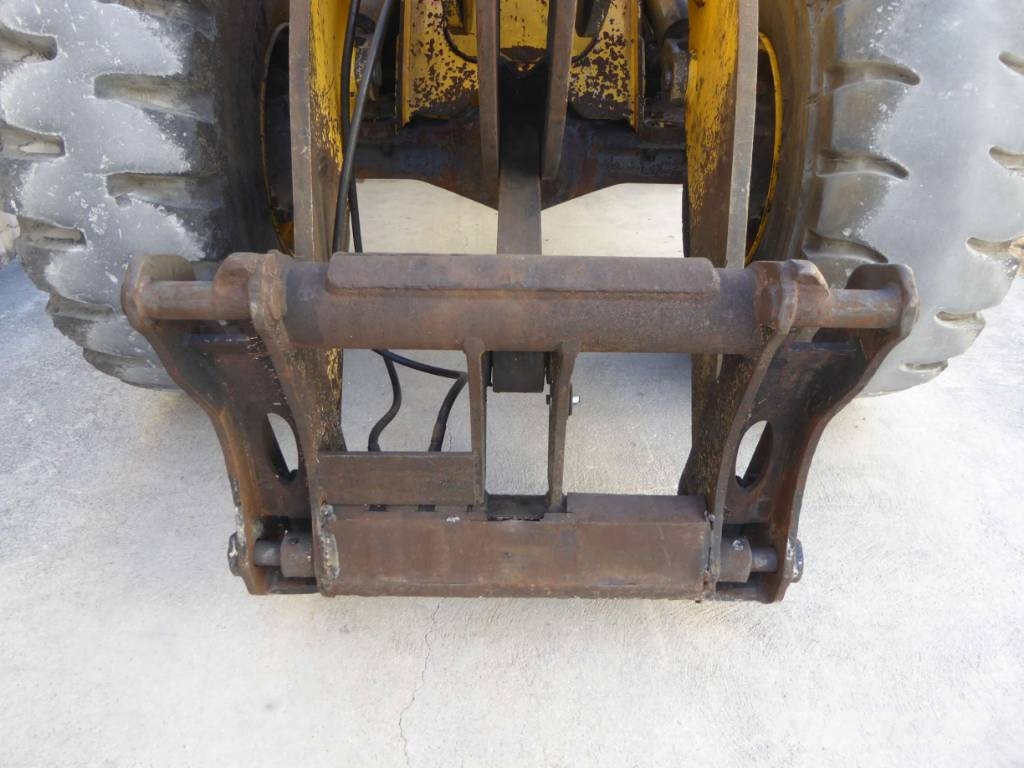 New Holland W130 لوادر بعجل