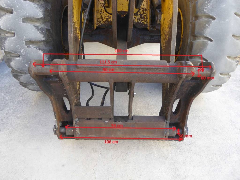 New Holland W130 لوادر بعجل