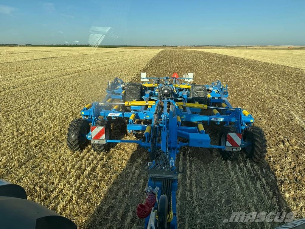 Farmet Terrix Quatro 450 PS المحراث الحفار