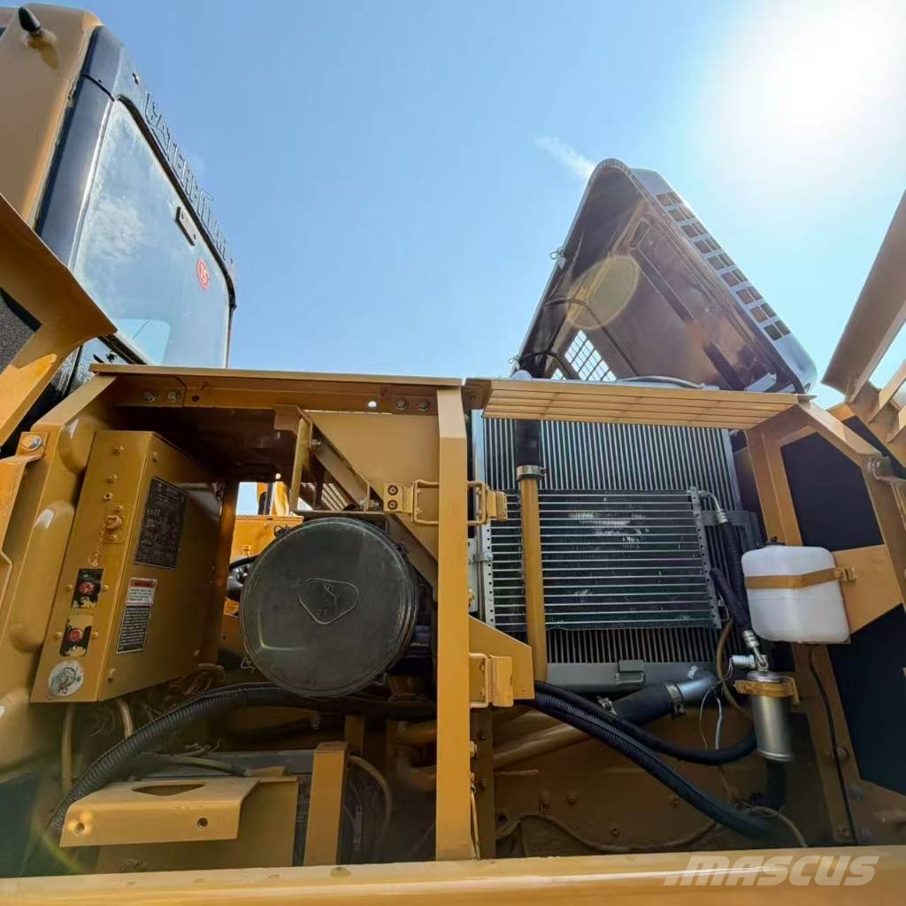 CAT CAT320BL Midi bagri 7t – 12t
