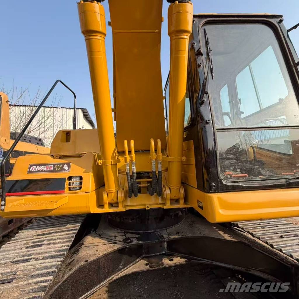 CAT CAT320BL Midi bagri 7t – 12t