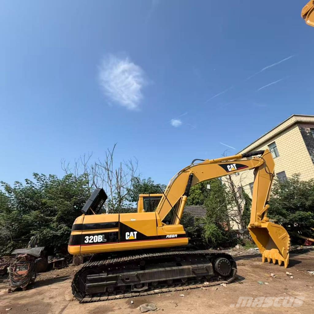 CAT CAT320BL Midi bagri 7t – 12t