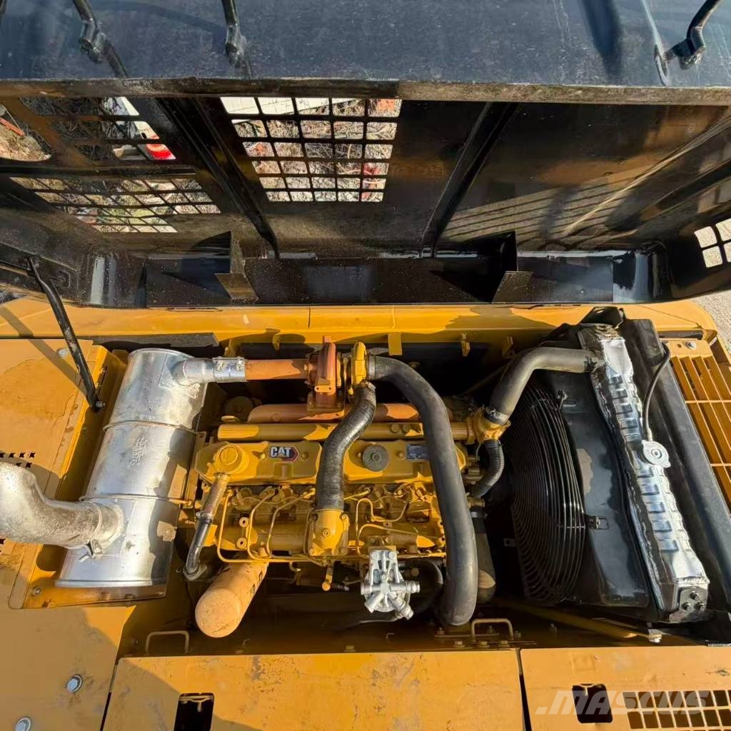 CAT CAT320BL Midi bagri 7t – 12t