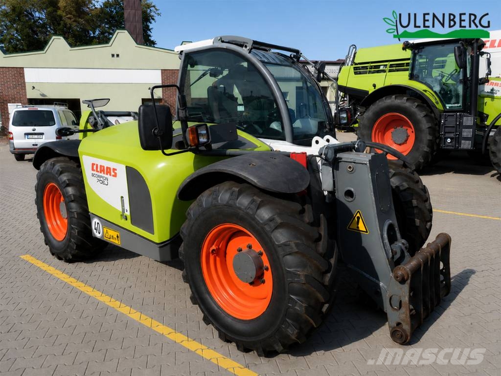 CLAAS Scorpion 7030 مناولات متداخلة