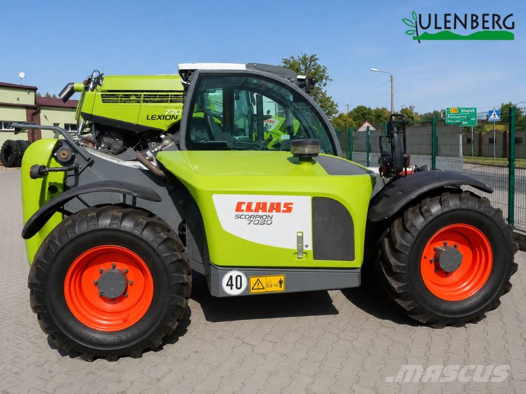 CLAAS Scorpion 7030 مناولات متداخلة