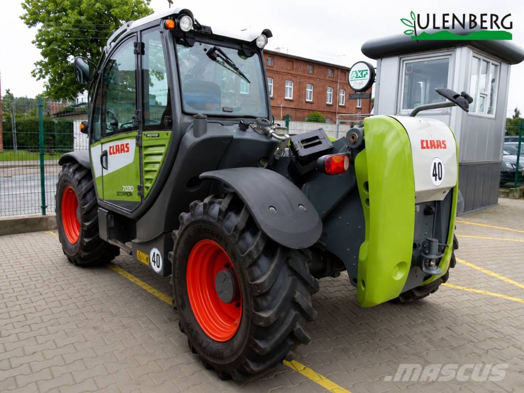CLAAS Scorpion 7030 مناولات متداخلة