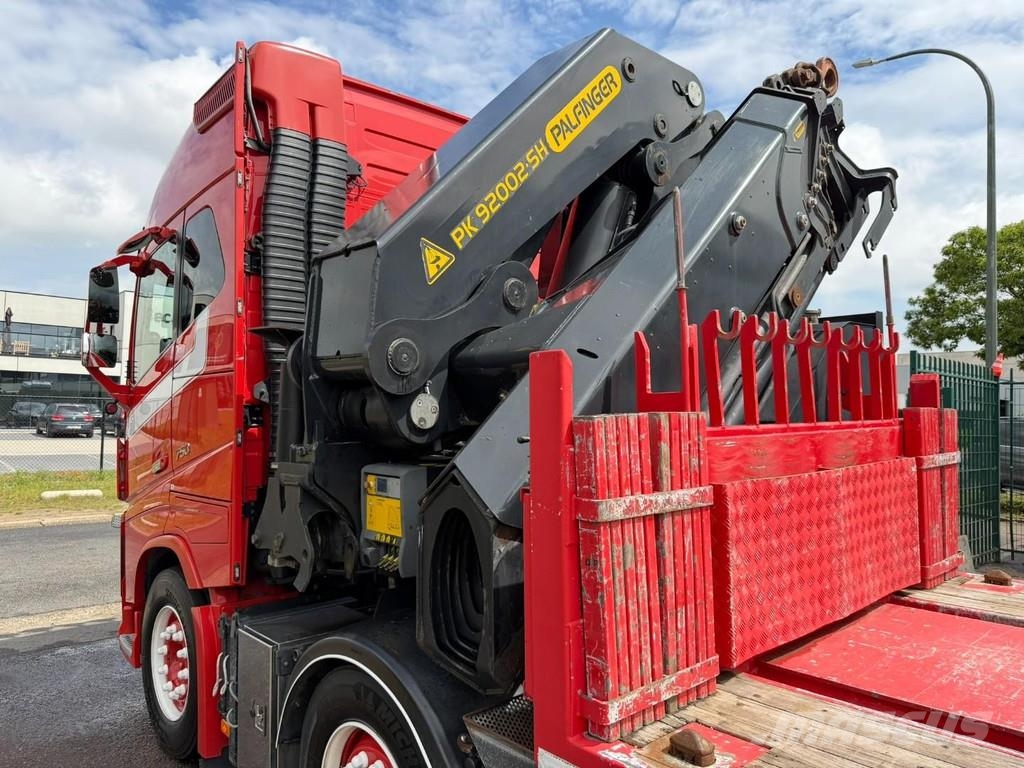 Volvo FH 750 8x2 + PALFINGER PK92002 SH E (6x - 20m) - U All terrain cranes