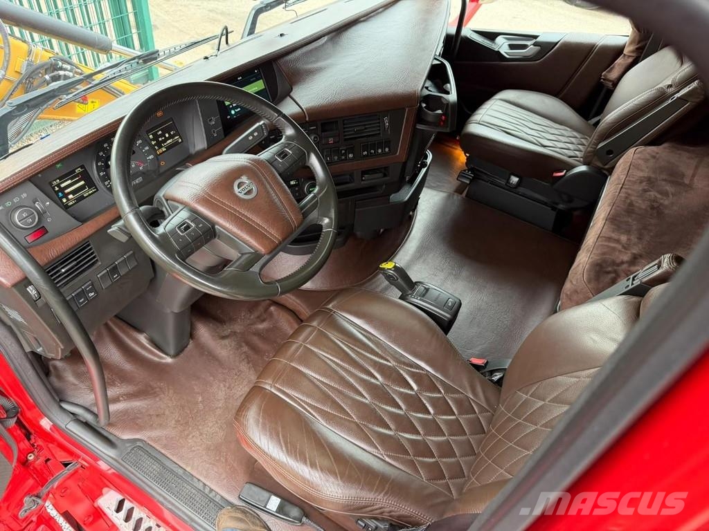 Volvo FH 750 8x2 + PALFINGER PK92002 SH E (6x - 20m) - U All terrain cranes
