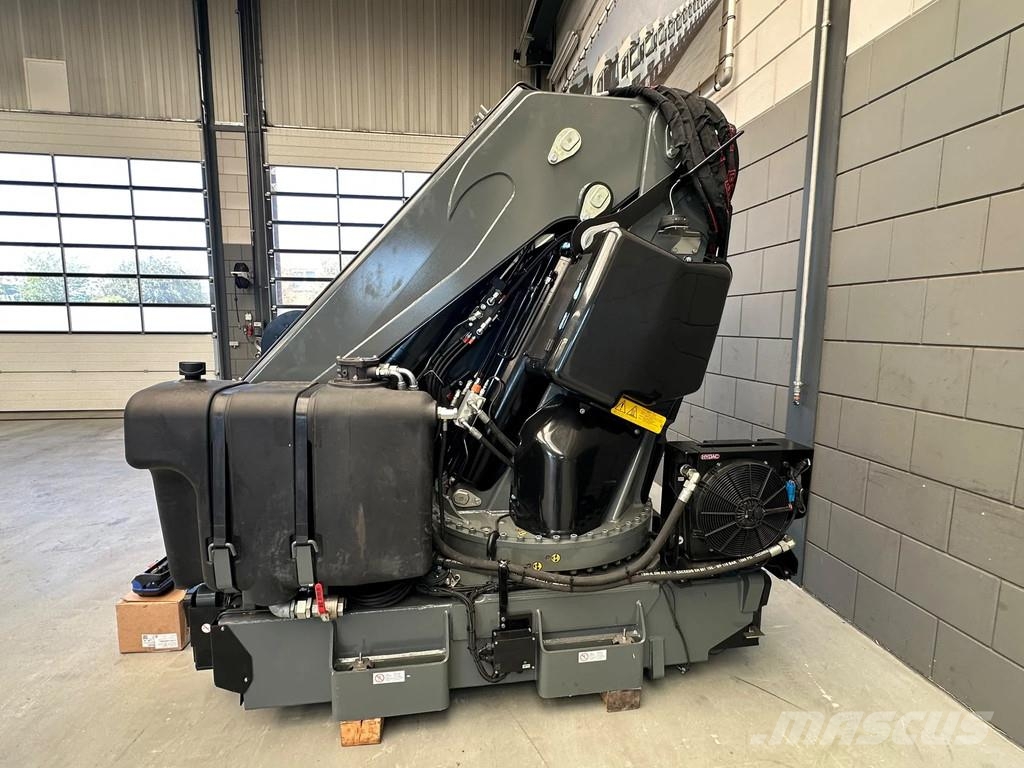 Fassi F 990.RA.2.27 XHE+JIBL 615+ LIER Mobiilinosturit