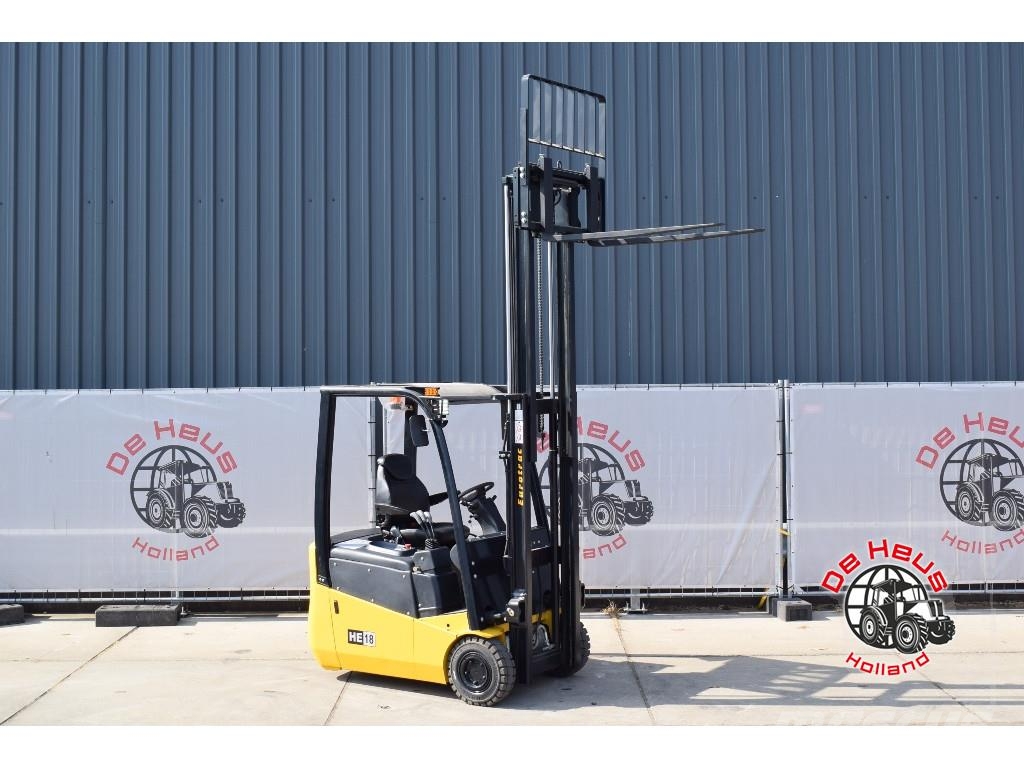 Eurotrac FE18 3 stage 4.5M mast Автомобілі