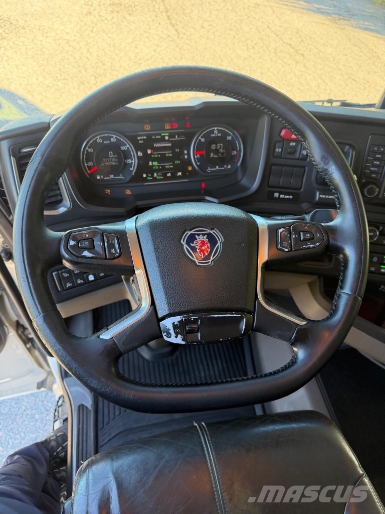 Scania R540A6x2/4NB Седельные тягачи