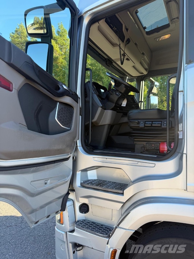Scania R540A6x2/4NB Седельные тягачи