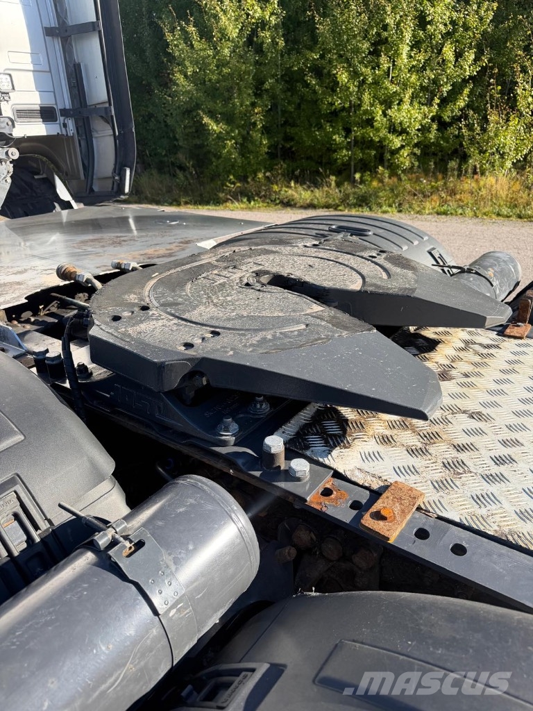 Scania R540A6x2/4NB Седельные тягачи