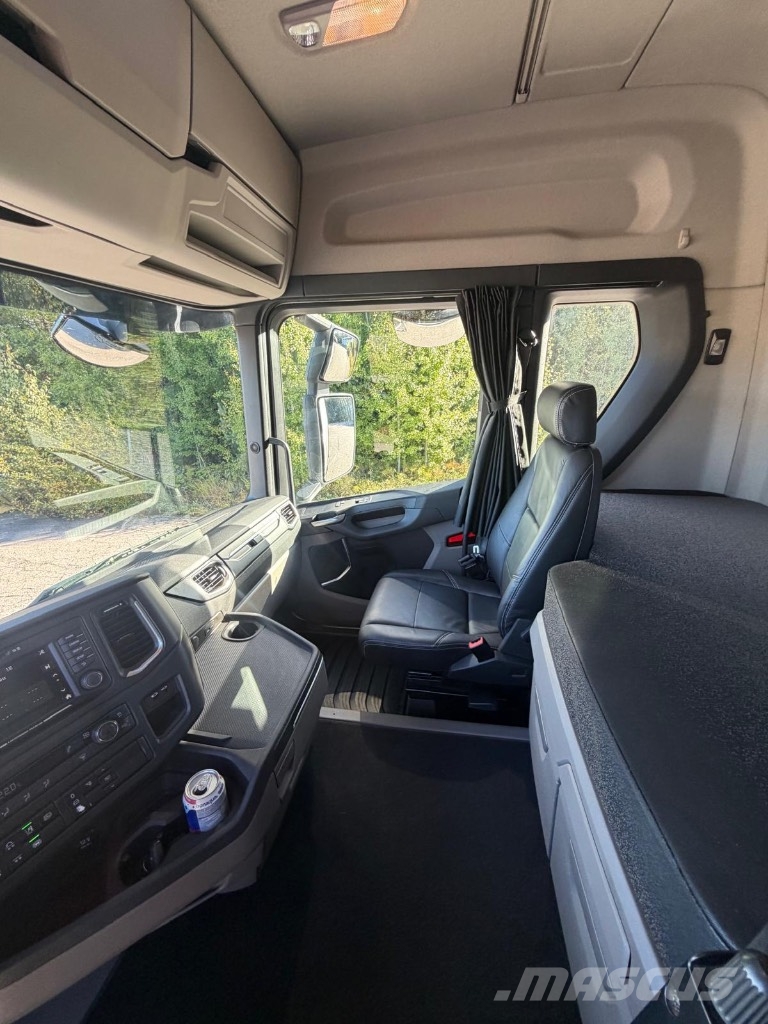 Scania R540A6x2/4NB Седельные тягачи