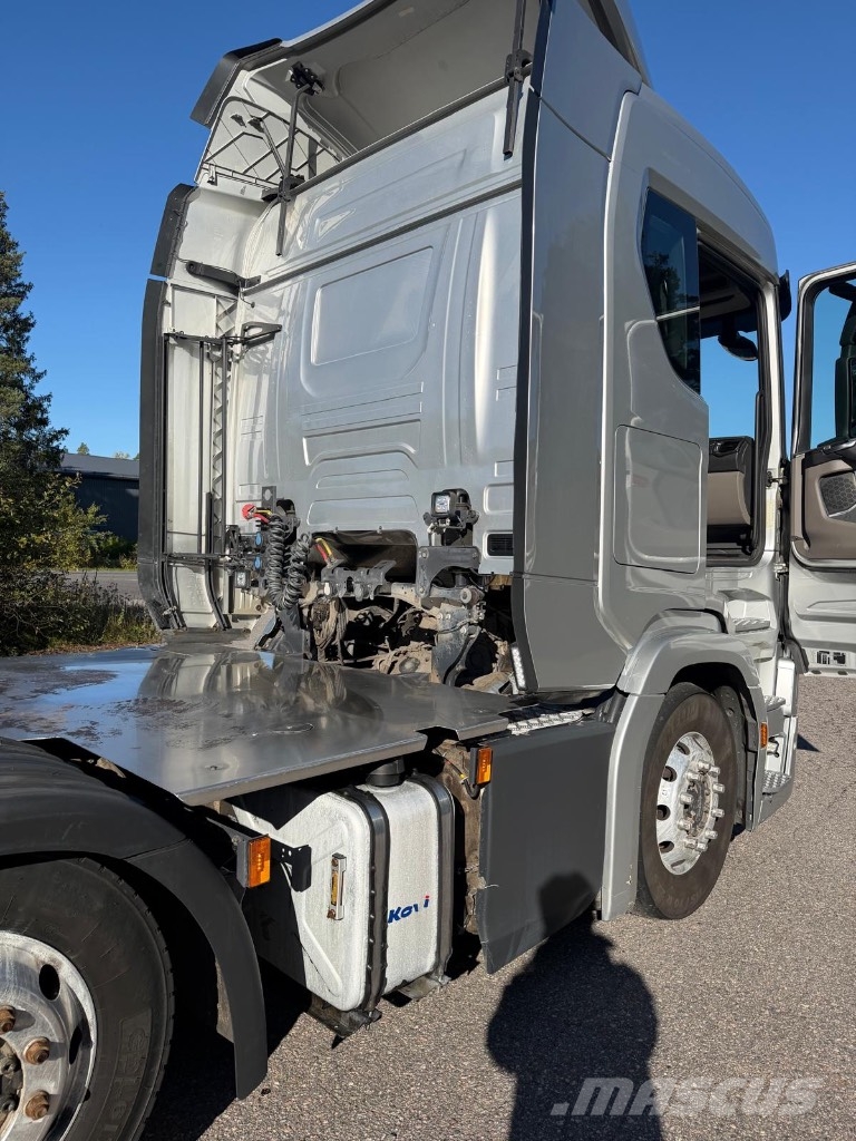 Scania R540A6x2/4NB Седельные тягачи