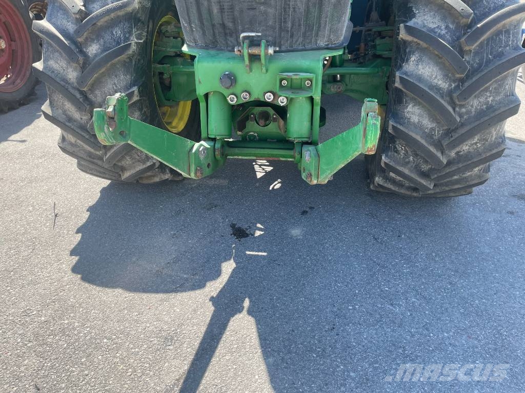 John Deere 7215 R Tractors