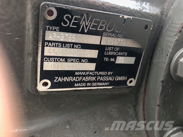 Sennebogen 825 M COMPLET AXLES Akselit