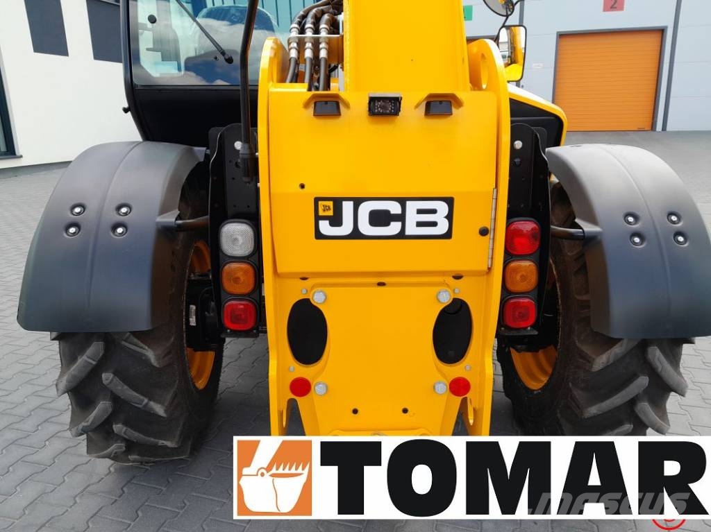 JCB 531-70 مناولات متداخلة