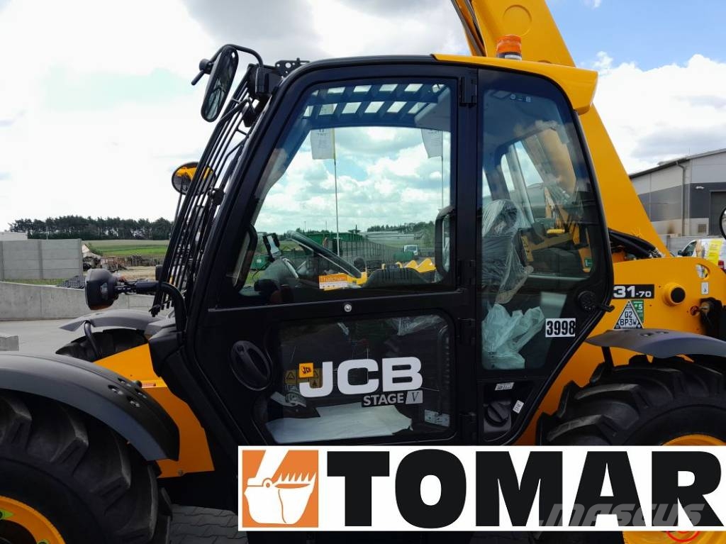 JCB 531-70 مناولات متداخلة