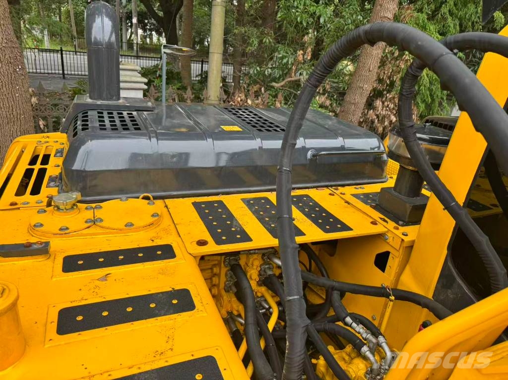 Komatsu PC 200-8N1 Raupenbagger