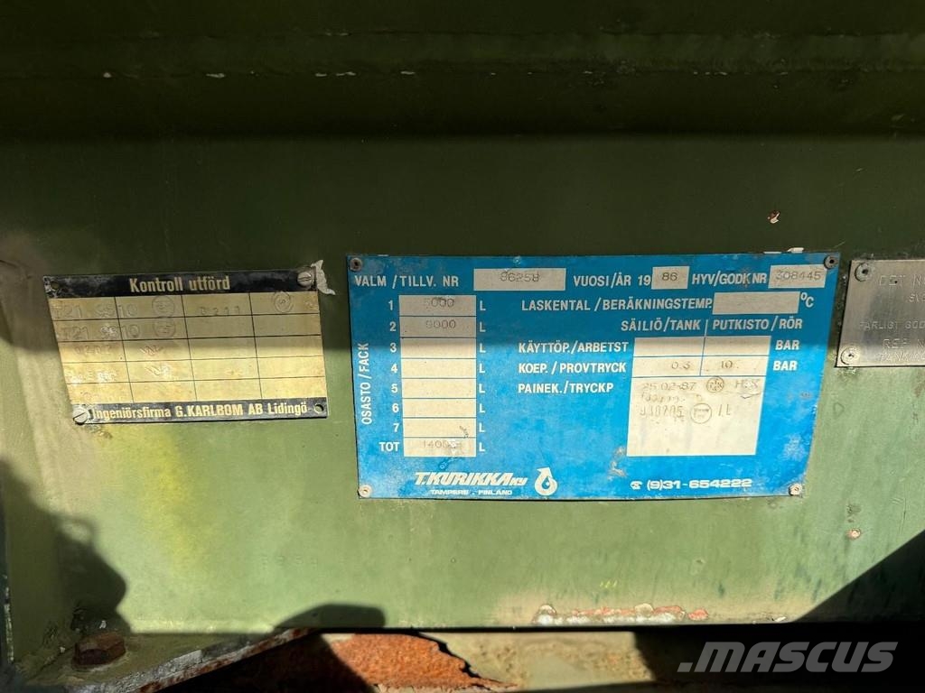 Volvo N10 6X4 Robson-Drive + TANK 14.000 LITER Tankwagen