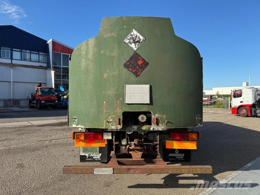Volvo N10 6X4 Robson-Drive + TANK 14.000 LITER Tankwagen