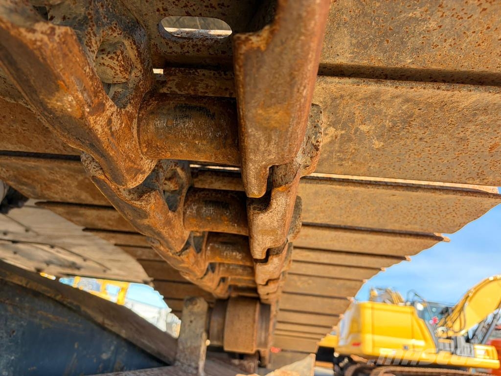 Kobelco SK300LC-10E Telakaivukoneet